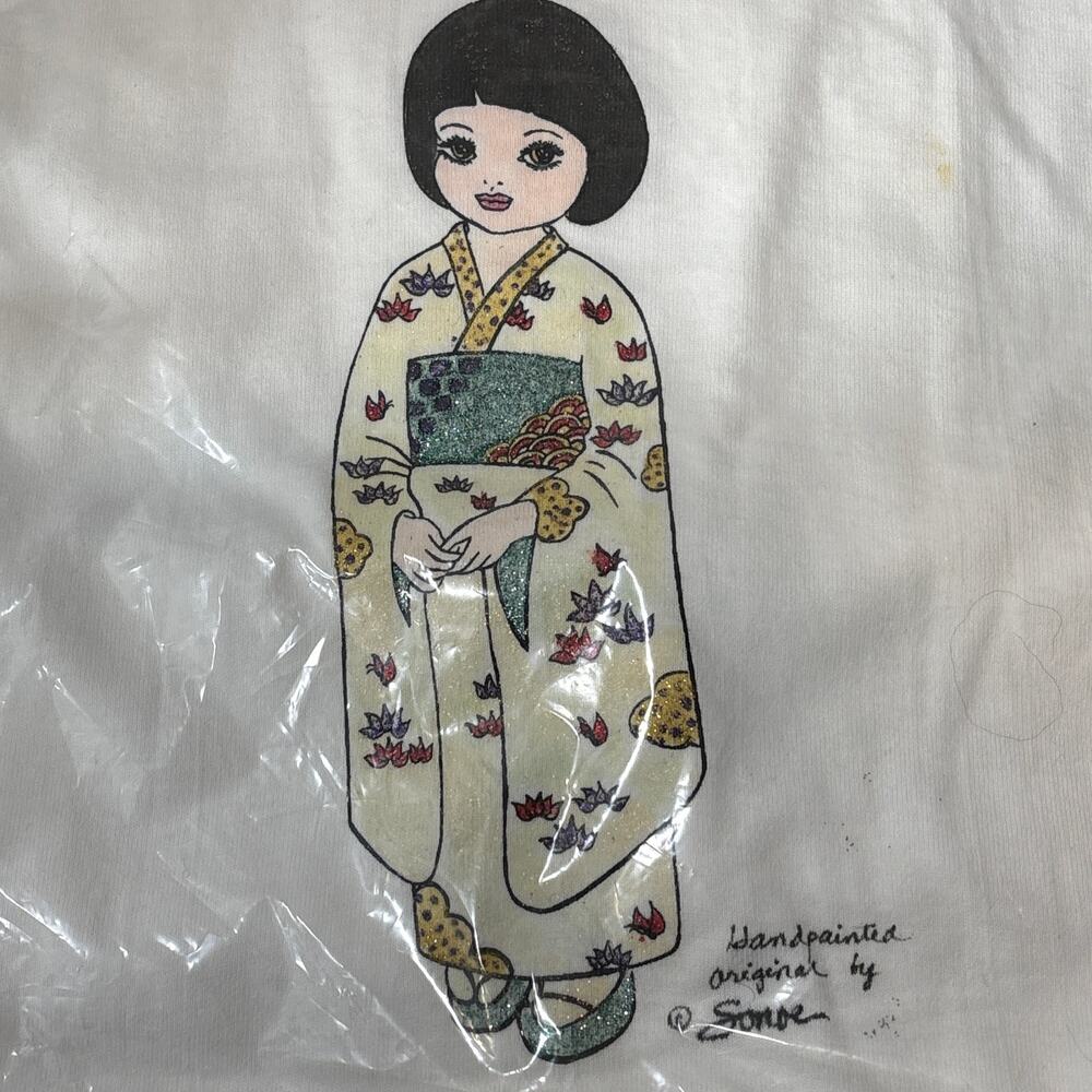 Vintage Deadstock Hand Painted Anvil Japanese Geisha Kokeshi Made USA One Size